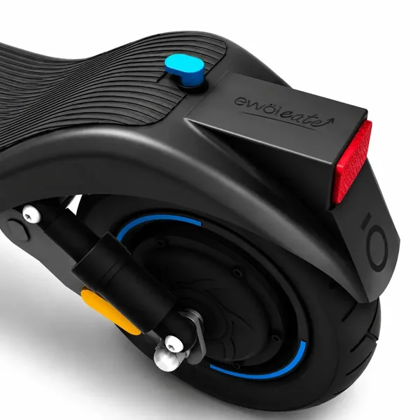 Ewol i35 - Inflador portatil, Casco y Linga de regalo