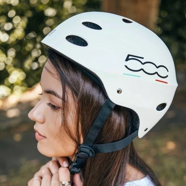 Casco Original Fiat 500 Unisex Bicicleta Monopatin Rollers