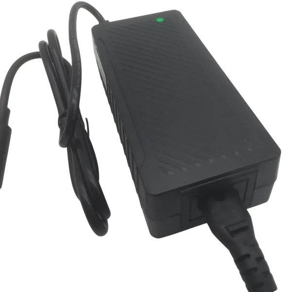 Cargador Monopatín Eléctrico Xiaomi Y Otros 36v / 42v 2 Amp